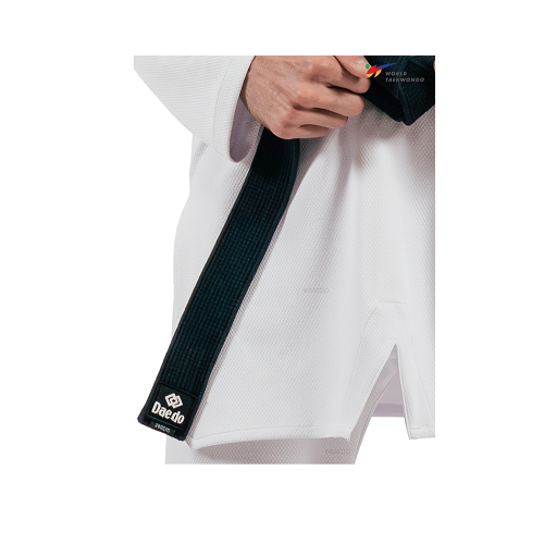 Добок с черным воротом Daedo ТА 2025