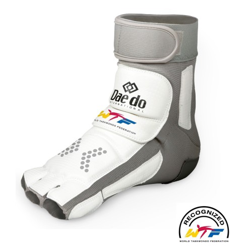 Протектор стопы для соревнований (с вшитой пяткой)   Daedo GEN2 E-PRO 29037