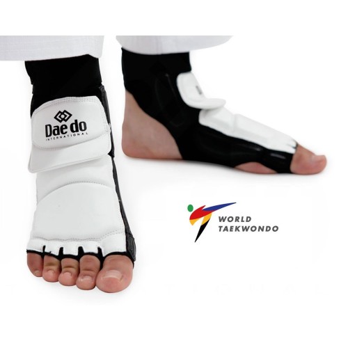Захист стоп для тхеквондо Daedo PRO15944