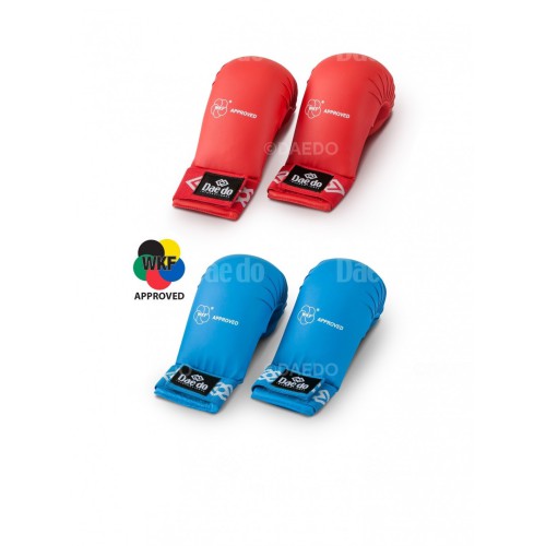 Перчатки для каратэ с защитой большого пальца WKF KPRO 2011